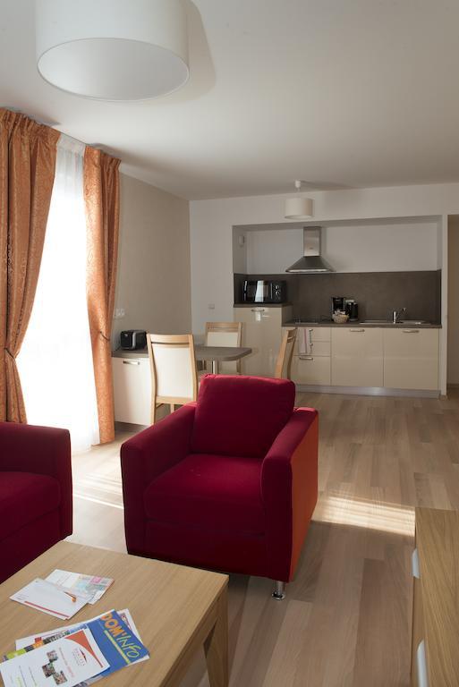 Aparthotel Domitys Le Pont Des Lumieres Lyon Habitación foto